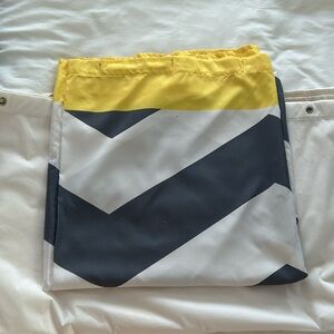 Geometric shower curtain and liner